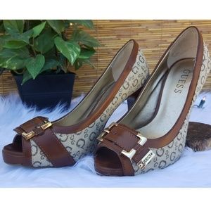 Brown and tan guess high heel elegant sexy shoe